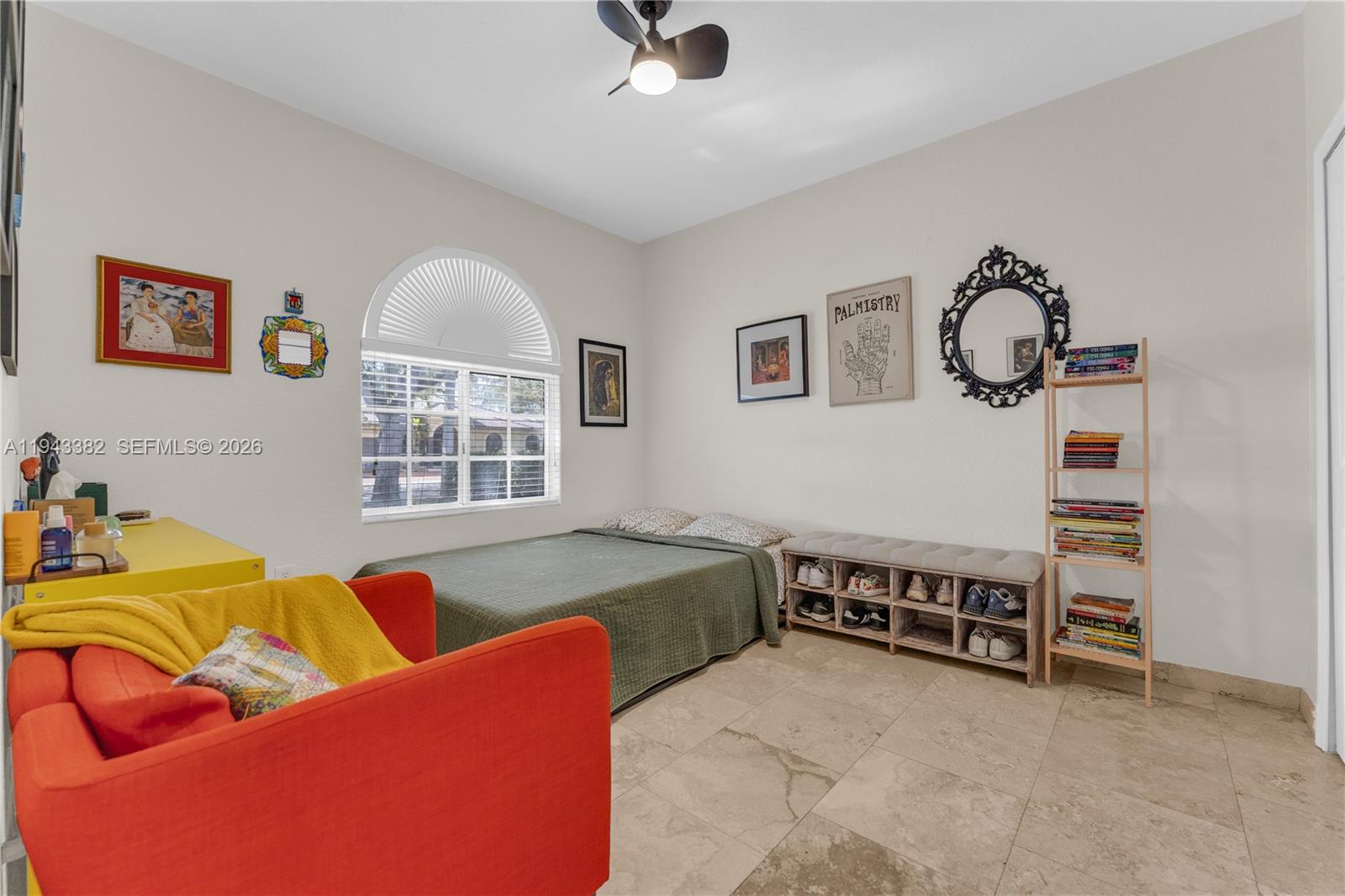 ROYAL LANDINGS - Residential