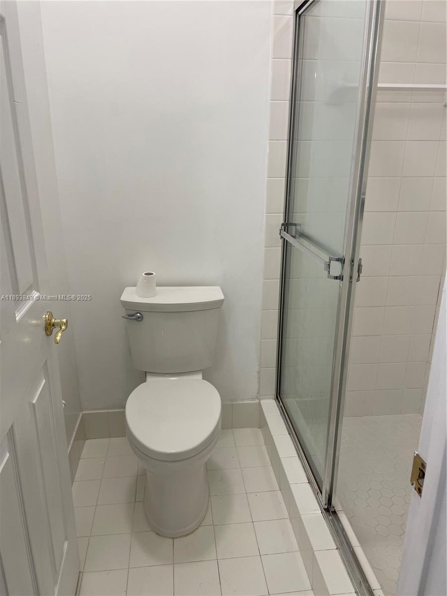 CARRIAGE HOMES AT BENTLEY - Residential