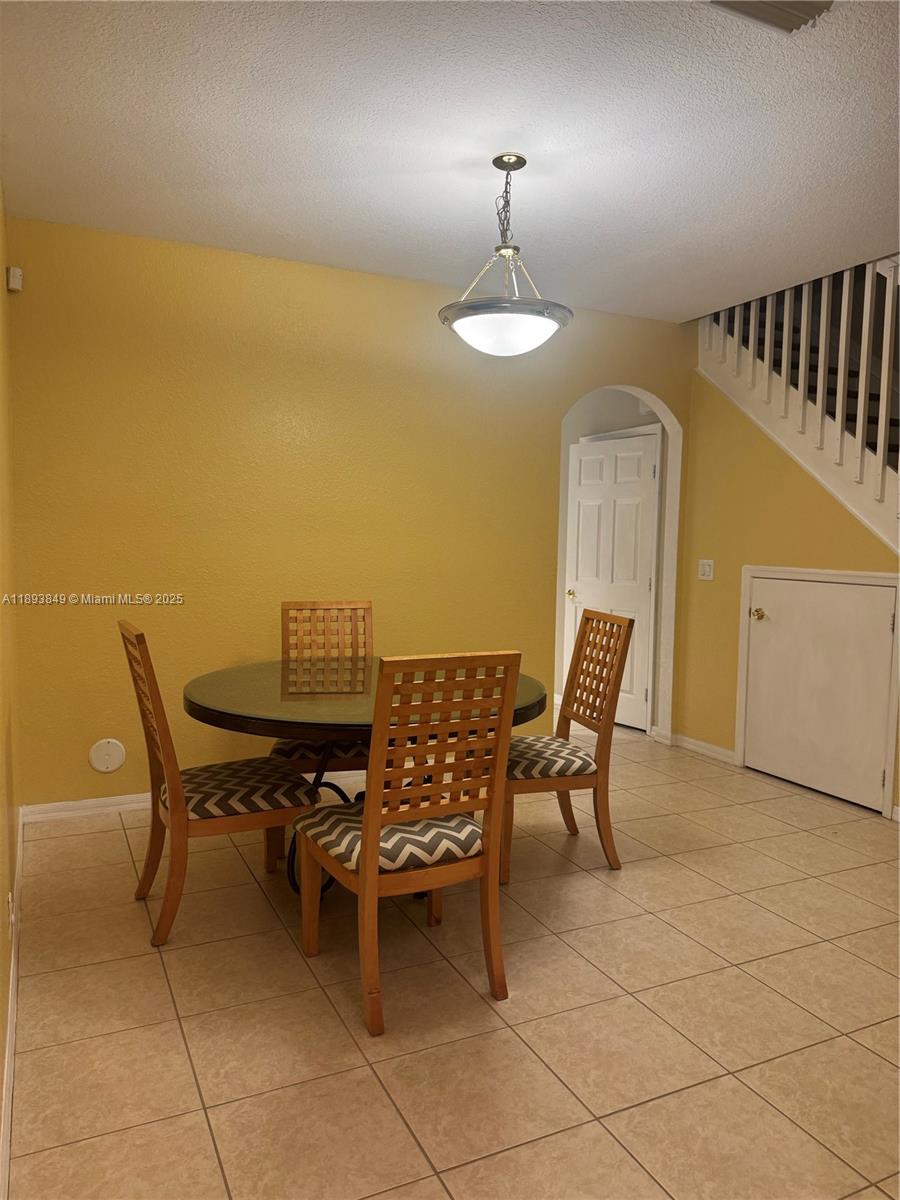 CARRIAGE HOMES AT BENTLEY - Residential