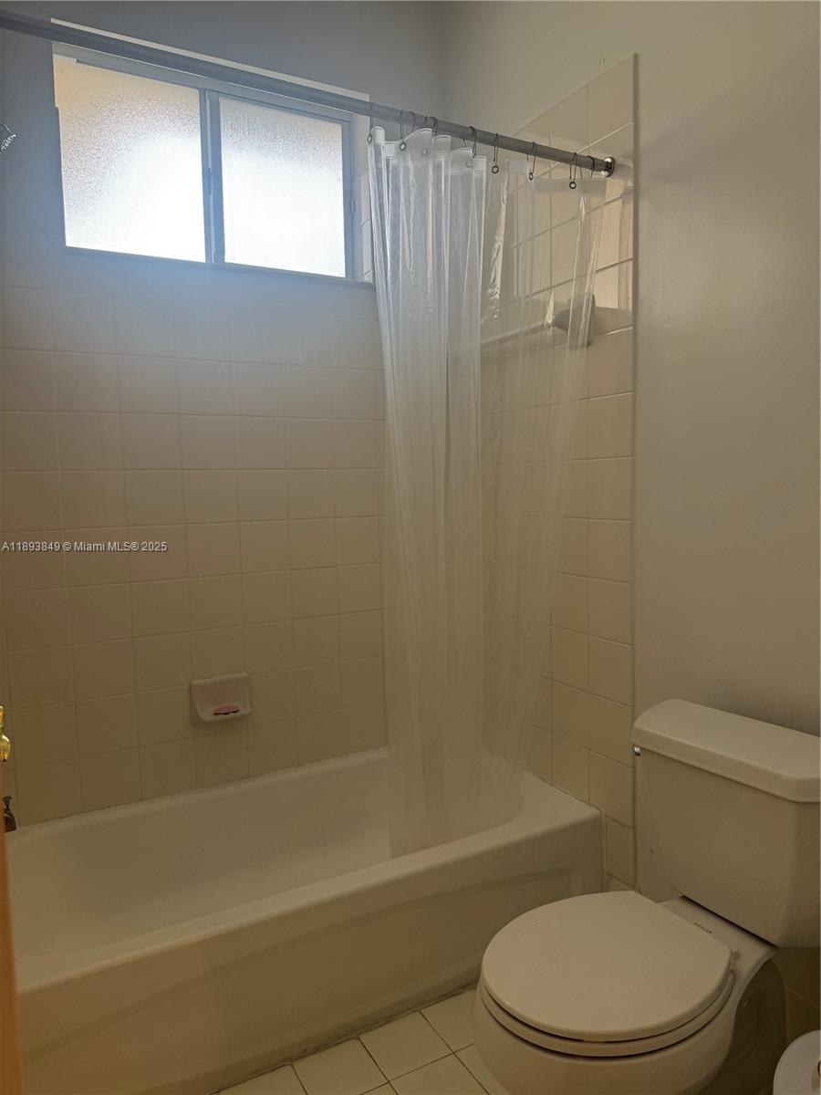 CARRIAGE HOMES AT BENTLEY - Residential