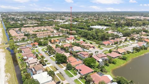 Tiny photo for 9612 N Carousel Cir N, Boca Raton, FL 33434 (MLS # A12034394)
