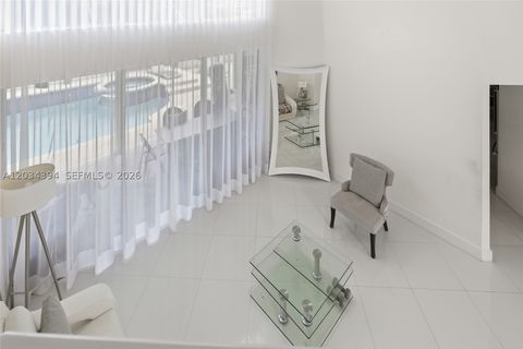 Tiny photo for 9612 N Carousel Cir N, Boca Raton, FL 33434 (MLS # A12034394)