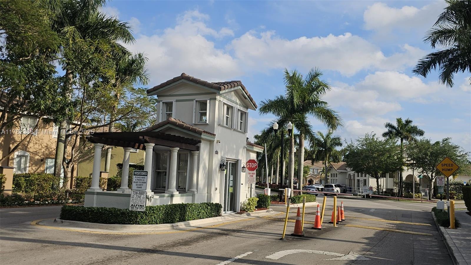 Property for Sale at 1012 Se 23rd Ave, Homestead, Miami-Dade County, Florida - Bedrooms: 4 
Bathrooms: 3  - $385,000