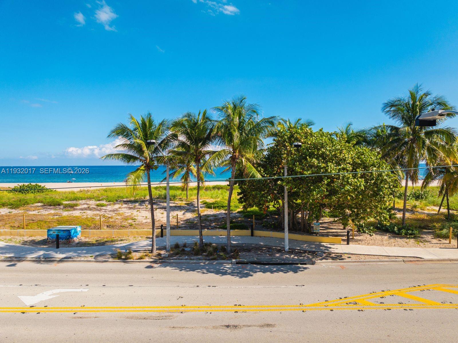 POMPANO BEACH - Residential