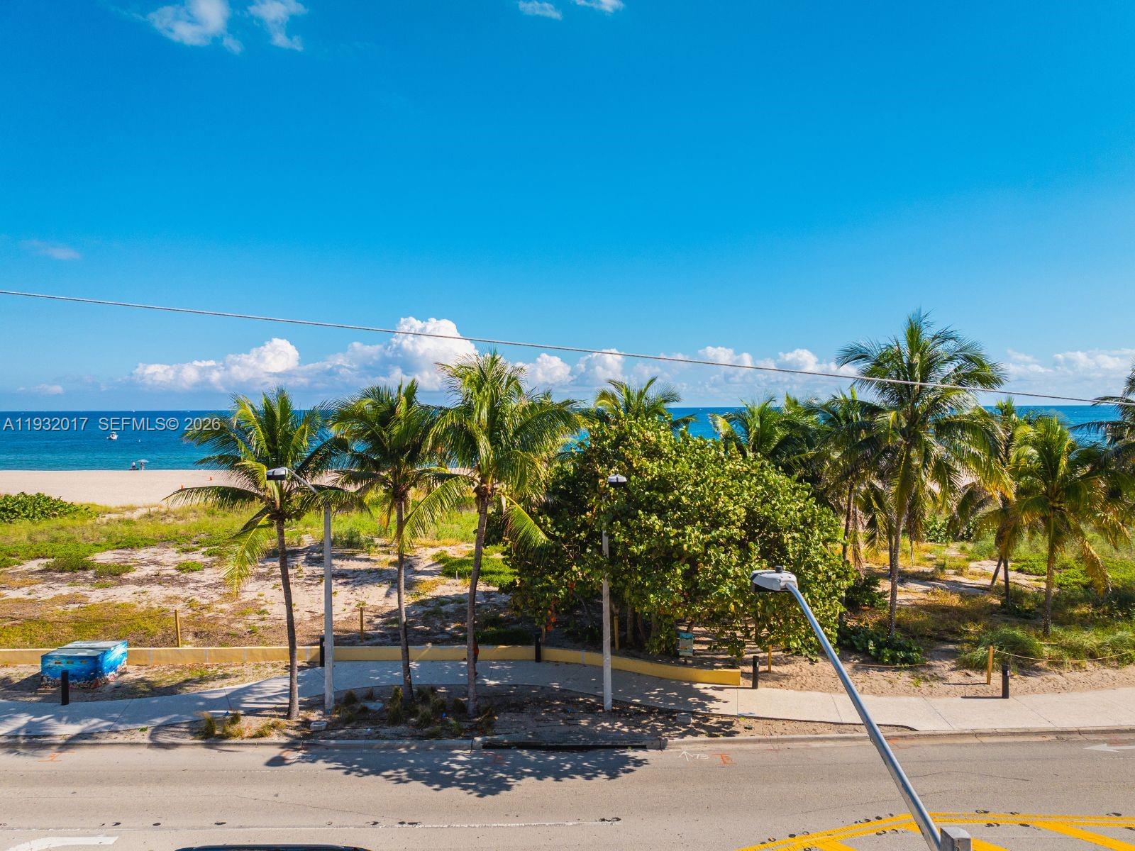 POMPANO BEACH - Residential