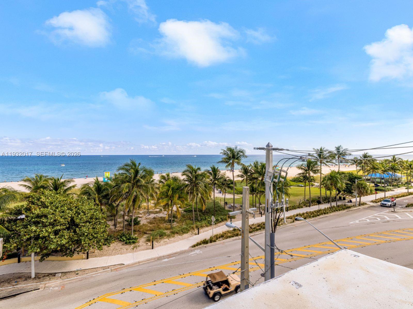 POMPANO BEACH - Residential