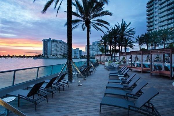 FLAMINGO SOUTH BEACH I CO - Residential