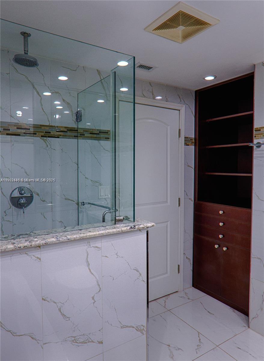 THE PLAZA OF BAL HARBOUR - Residential Lease