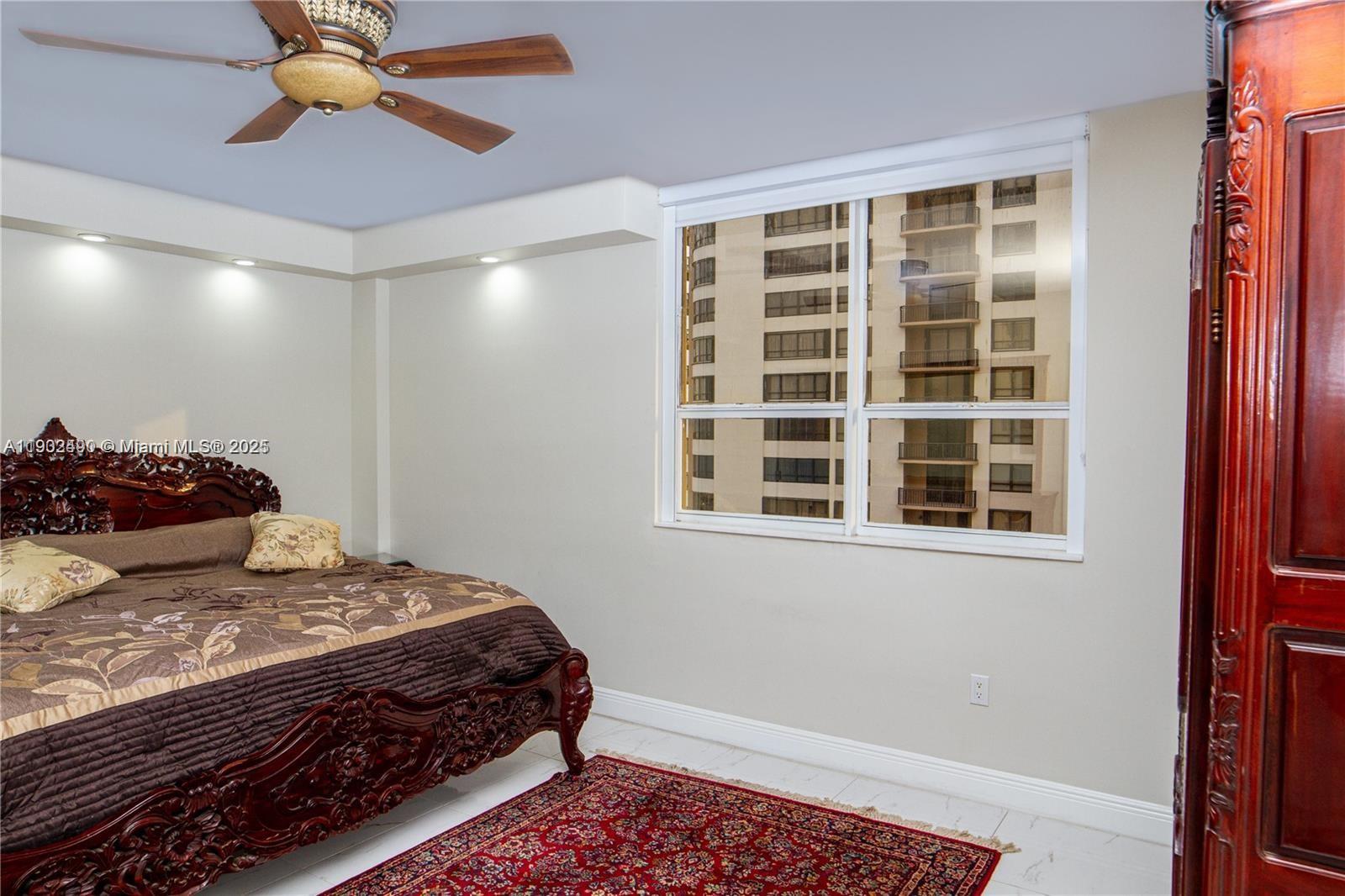 THE PLAZA OF BAL HARBOUR - Residential Lease