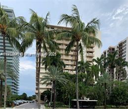 THE PLAZA OF BAL HARBOUR - Residential Lease