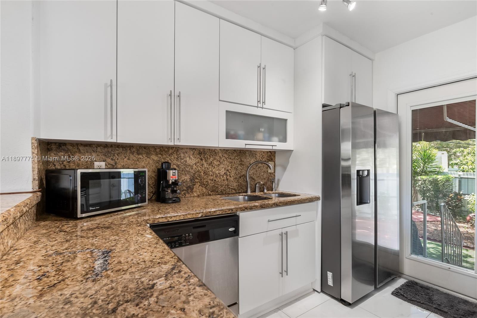 NORTH MIAMI GARDENS - Residential