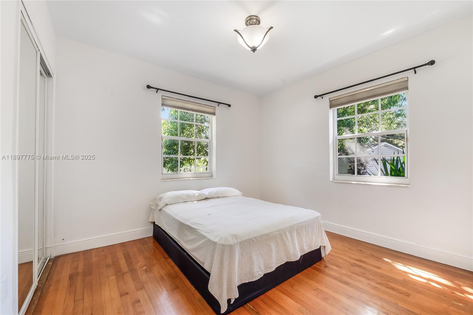NORTH MIAMI GARDENS - Residential