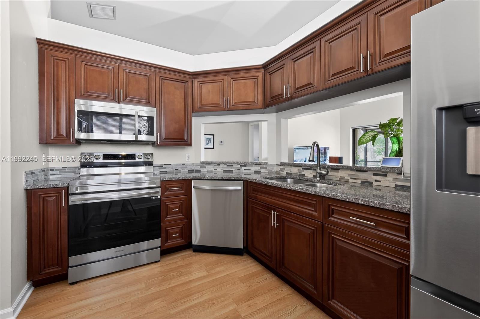 SOUTH LAKE CONDO - Residential