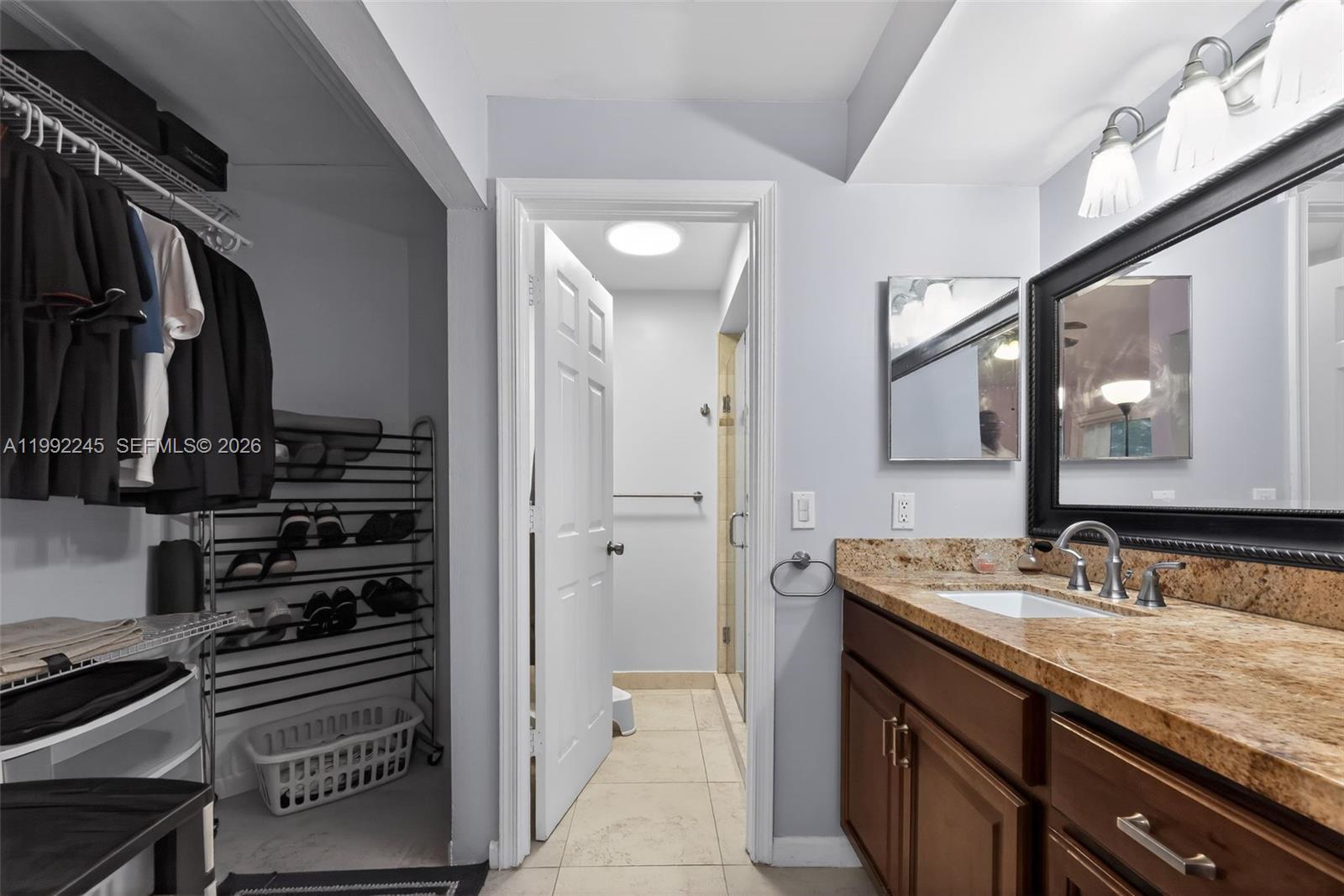 SOUTH LAKE CONDO - Residential