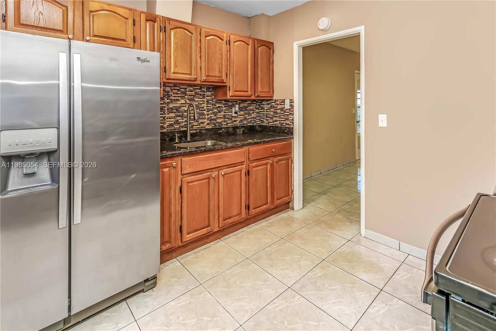 GLEN GABLES - Residential Lease