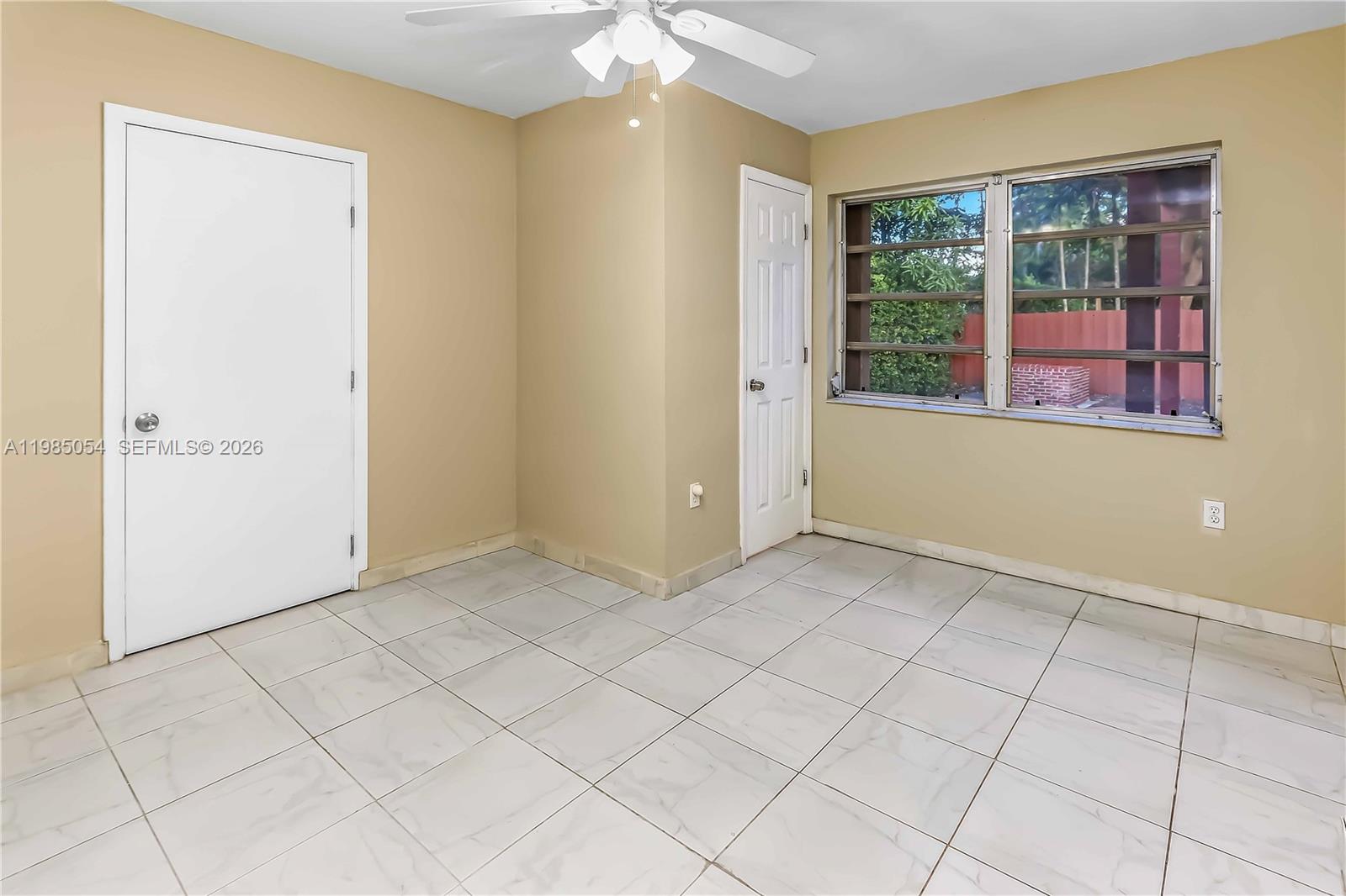 GLEN GABLES - Residential Lease