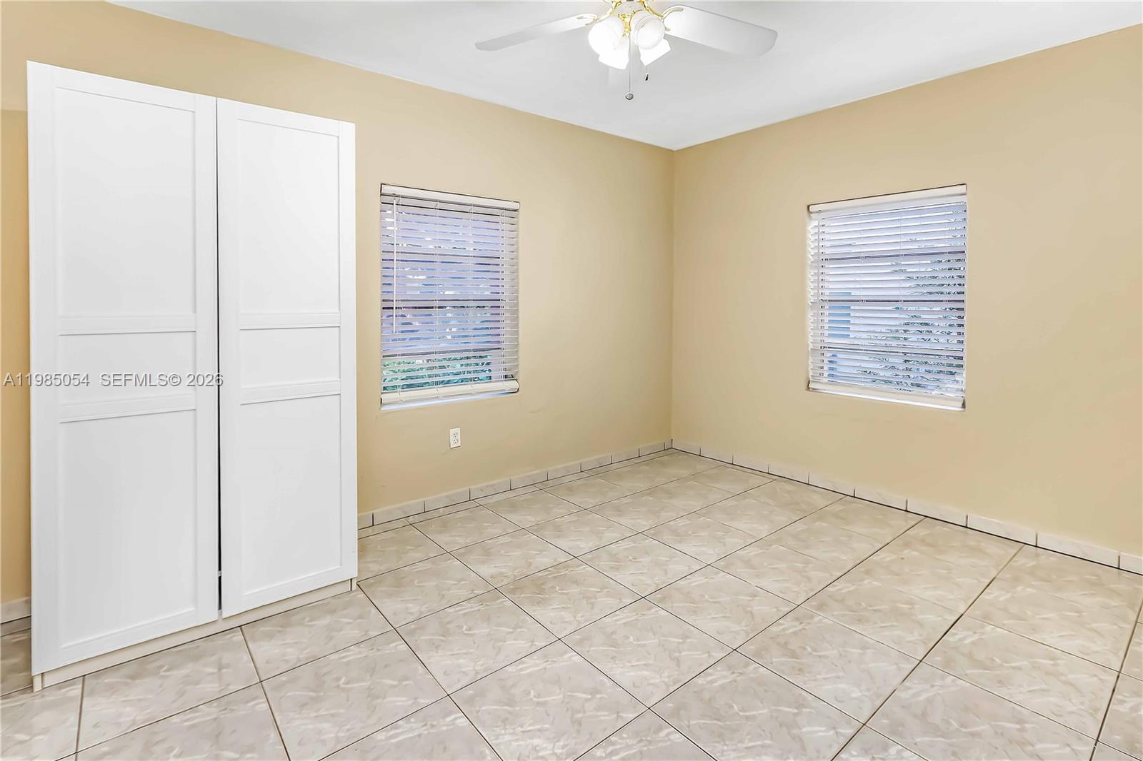 GLEN GABLES - Residential Lease