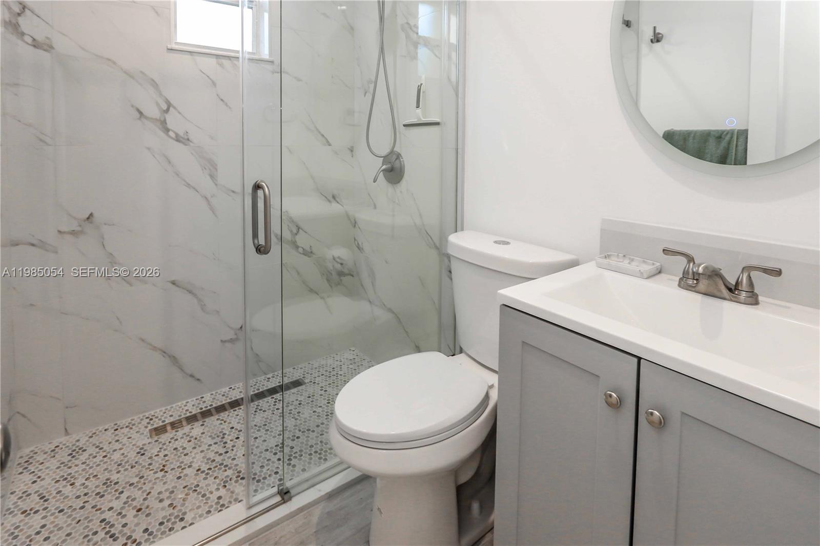 GLEN GABLES - Residential Lease