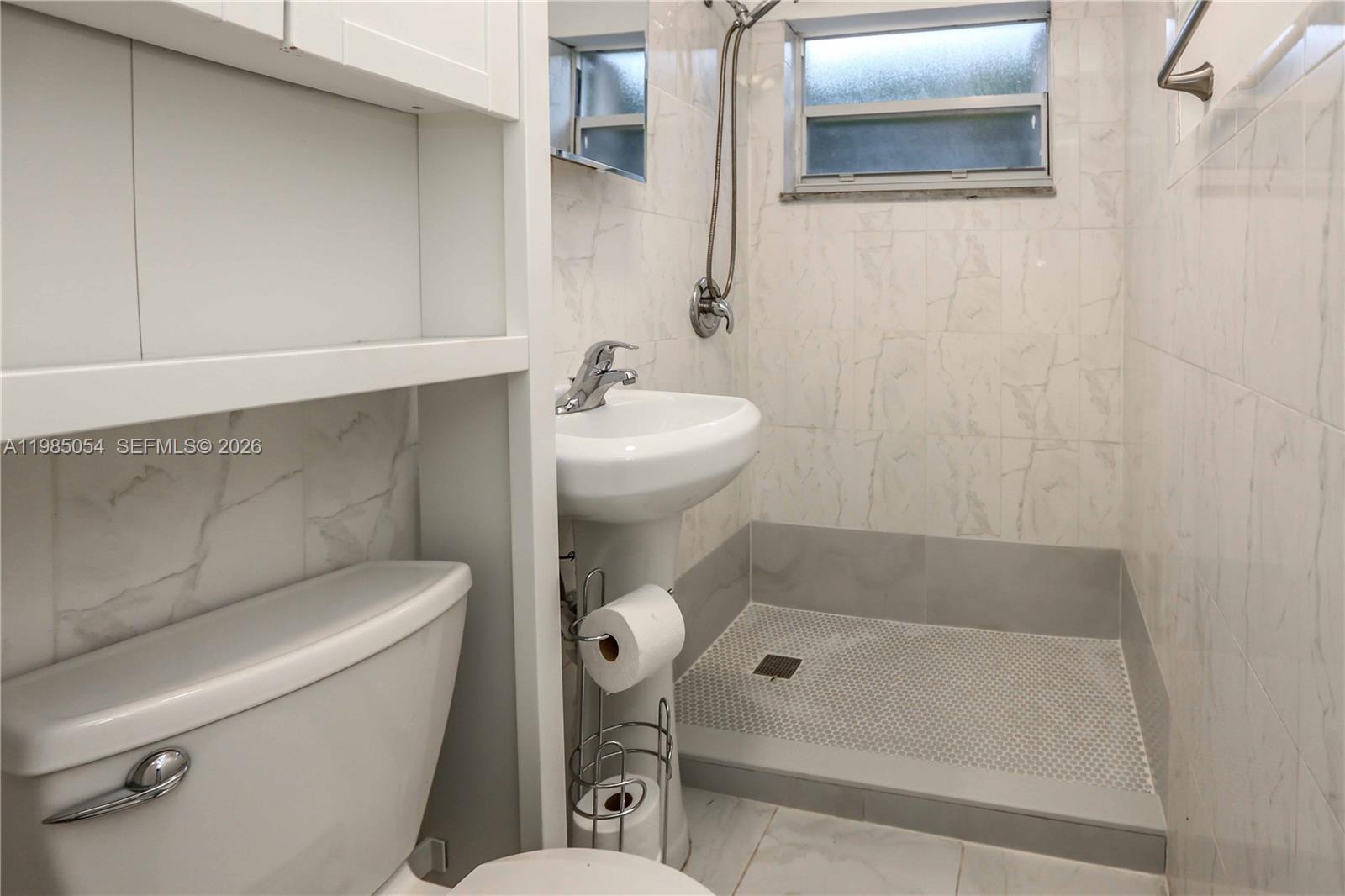 GLEN GABLES - Residential Lease