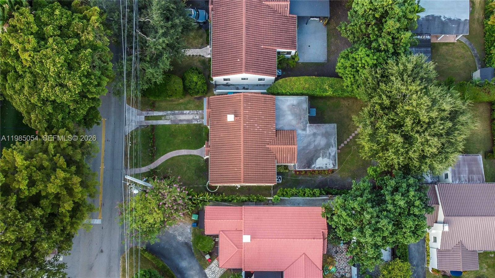 GLEN GABLES - Residential Lease