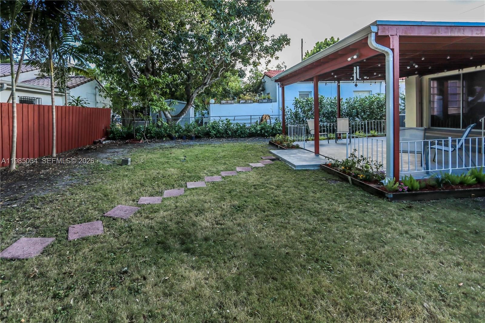 GLEN GABLES - Residential Lease