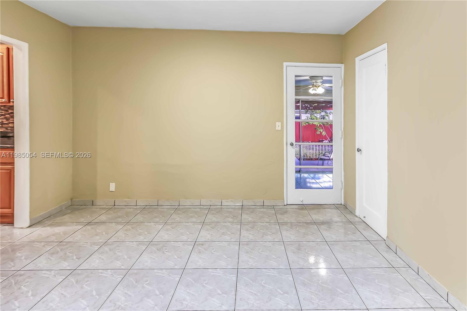 GLEN GABLES - Residential Lease