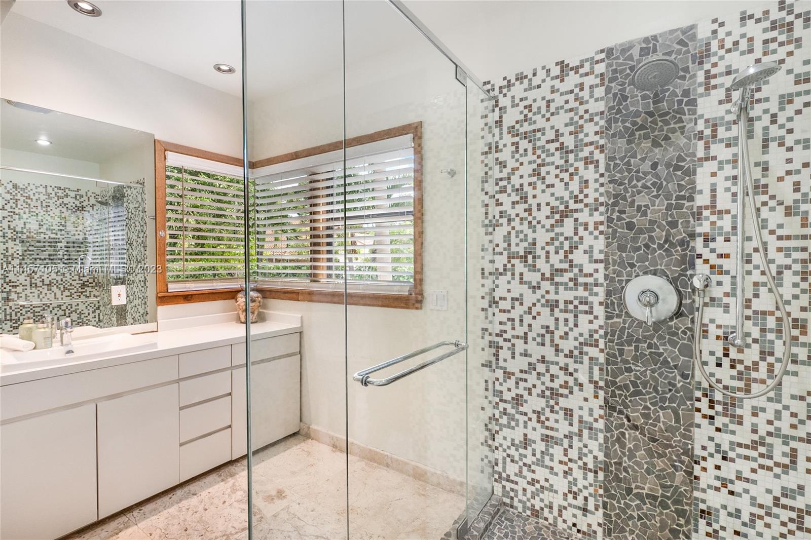 FOREST ESTATES - Residential