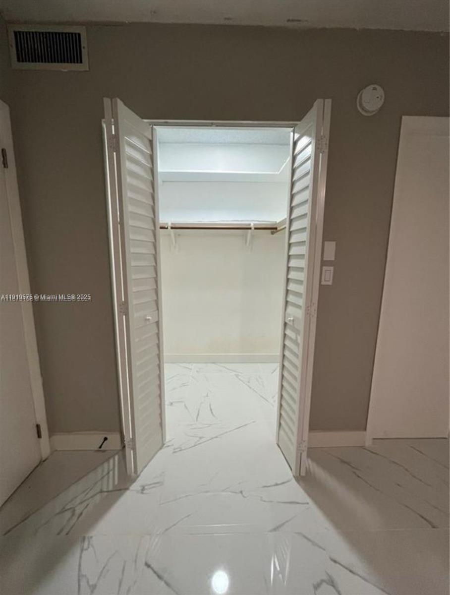 ELDERBERRY GARDENS CONDO - Residential