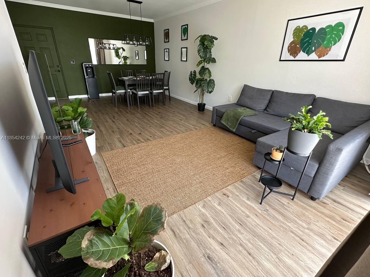 Beautifully Renovated Condo in Prime Location – Ready to Move In!
This fully renovated unit features a brand-new kitchen with all new appliances. No popcorn ceilings and no carpet – everything is clean, fresh, and modern. Quiet and serene, the condo faces a lush garden and offers ultimate peace and privacy. Conveniently located on the same level as the parking garage – no need for stairs or elevators.
Situated in the main building of Porto Bellagio, just a 7-minute walk to the beach. Enjoy resort-style living with access to full amenities: swimming pool, jacuzzi, gym, yoga room, kids’ playroom, scenic baywalk, and BBQ areas.
Friendly neighbors, easy to show, and move-in ready!
