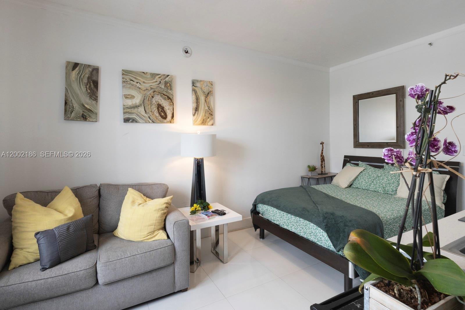 OCEAN WALK ON SOUTH BEACH - Residential