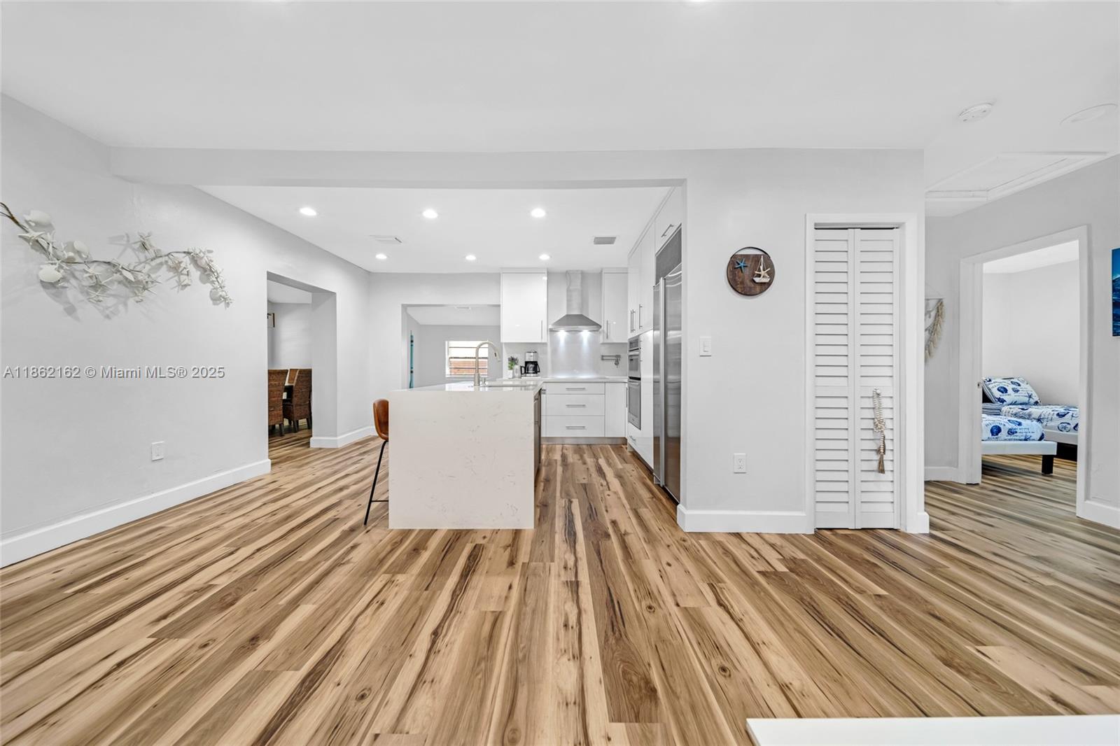12075 NE 10th Ave