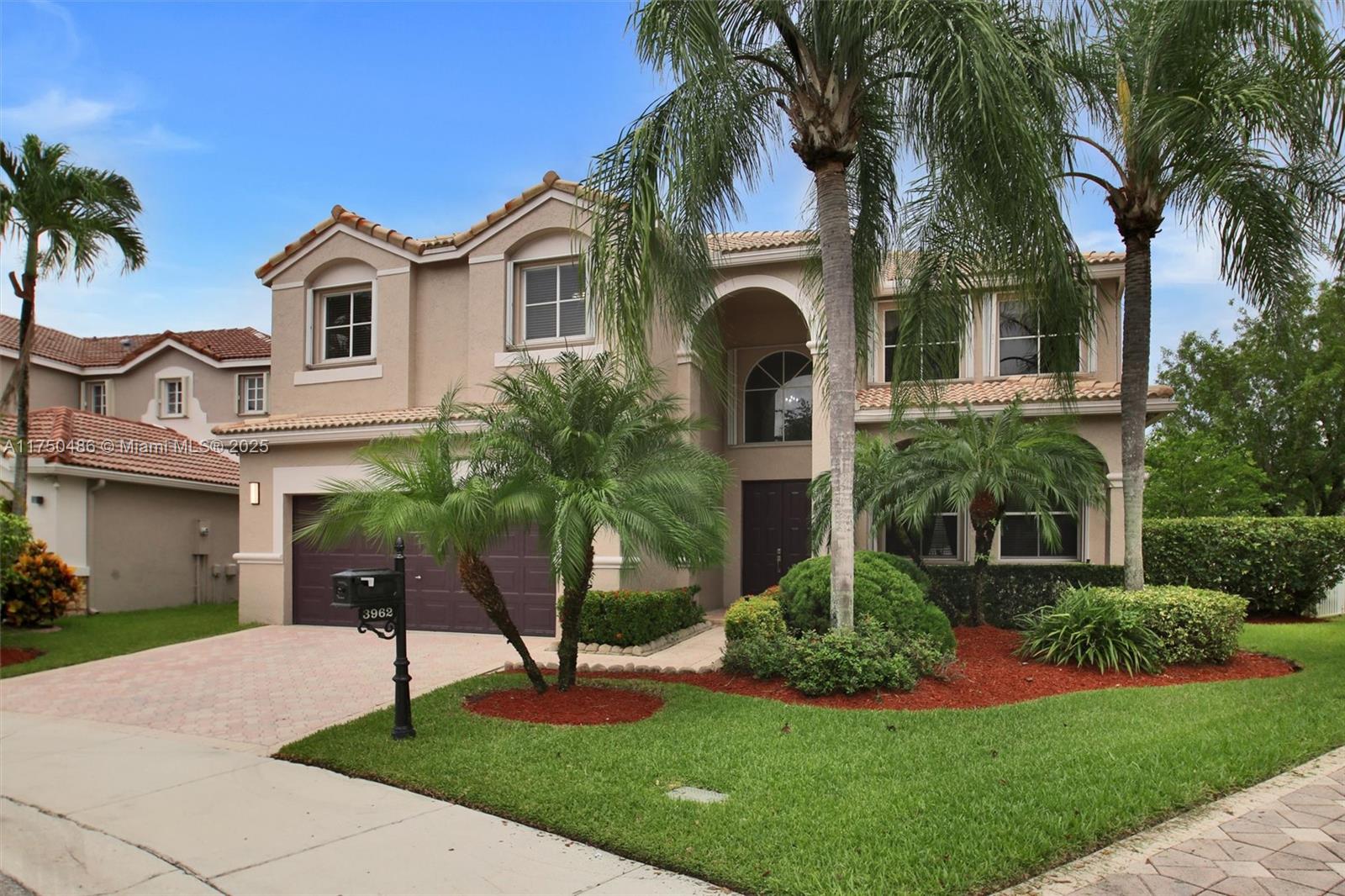 Property for Sale at 3962 Pinewood Ln, Weston, Broward County, Florida - Bedrooms: 4 
Bathrooms: 3  - $1,195,000