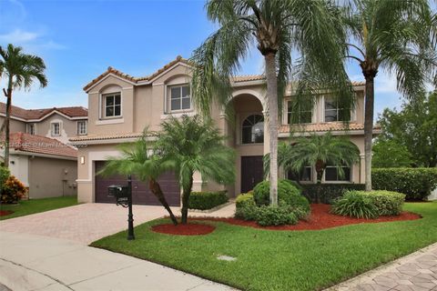 3962 Pinewood Ln Weston FL 33331