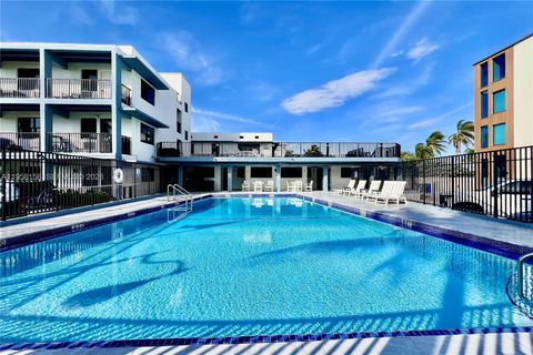 Photo of 322 Harding St #B203, Hollywood, FL 33019 (MLS # A11958158)