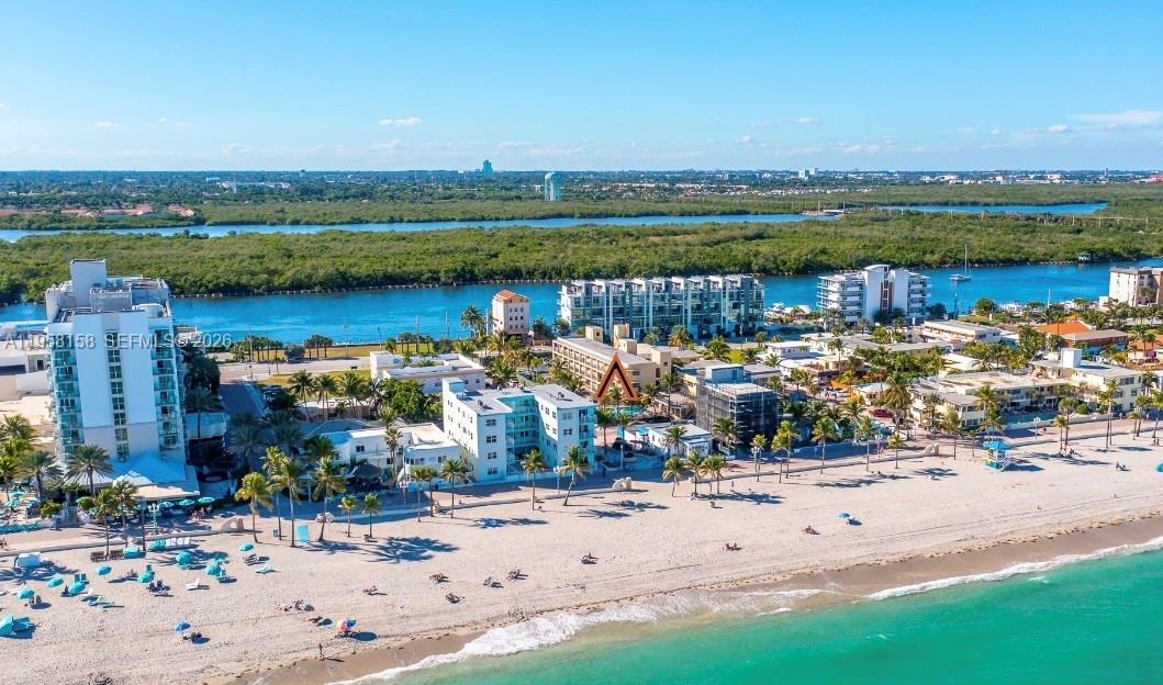 BEACH TERRACE RESORT COND - Residential