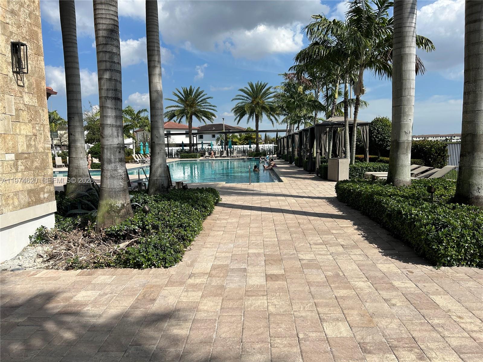 AQUABELLA SECTION ONE - Residential