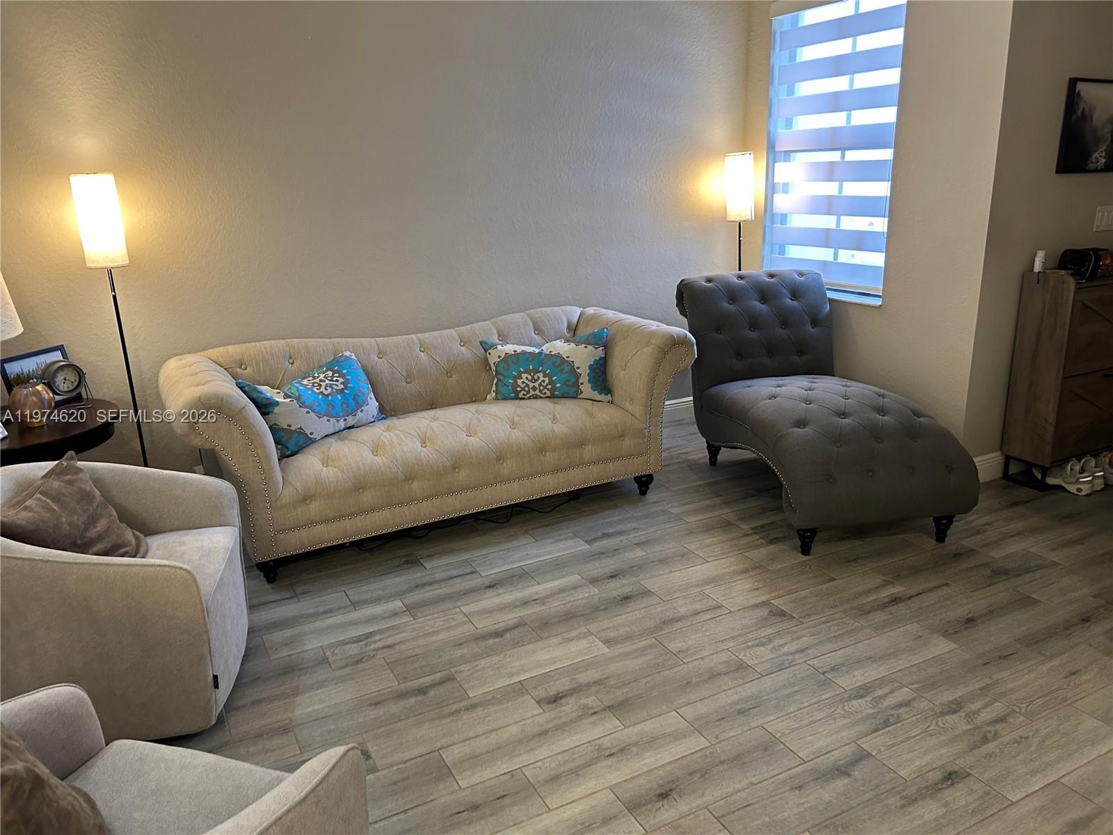 AQUABELLA SECTION ONE - Residential