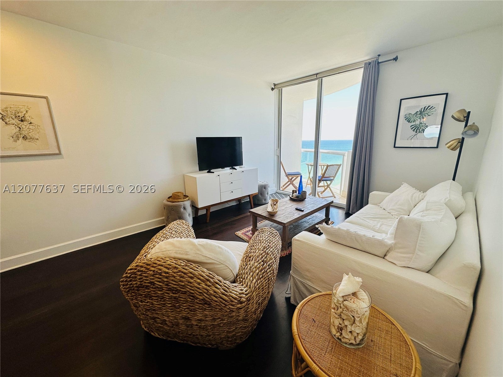 6365 Collins Ave 2005