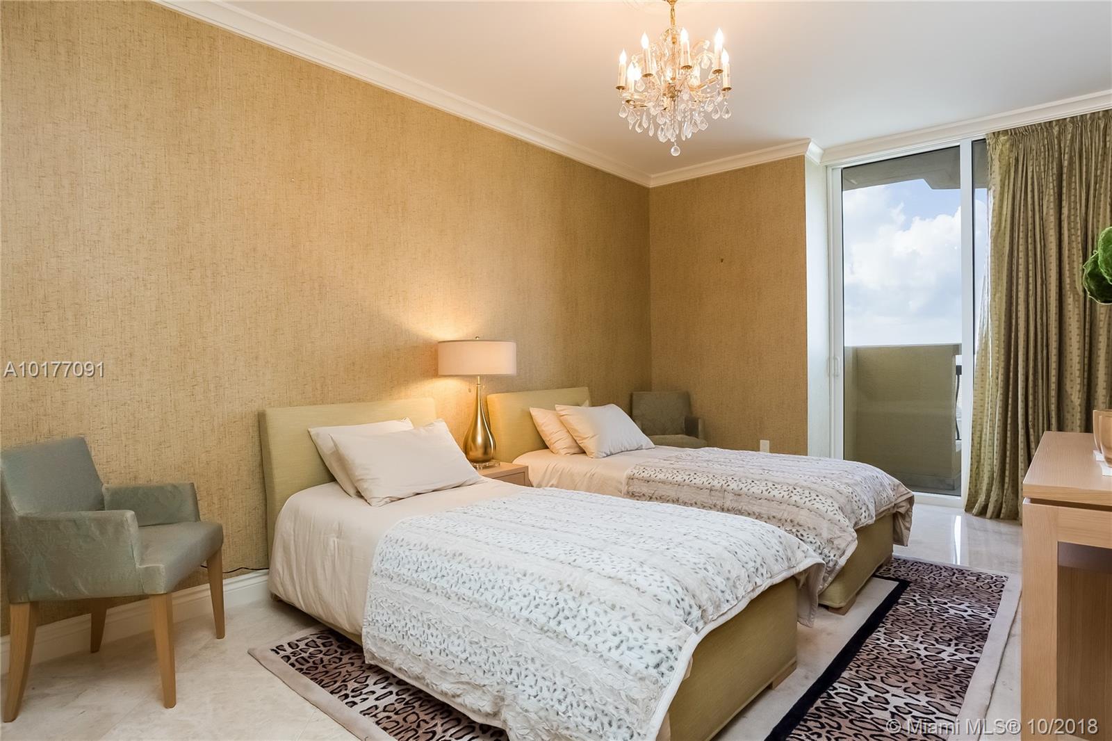 Acqualina - Residential