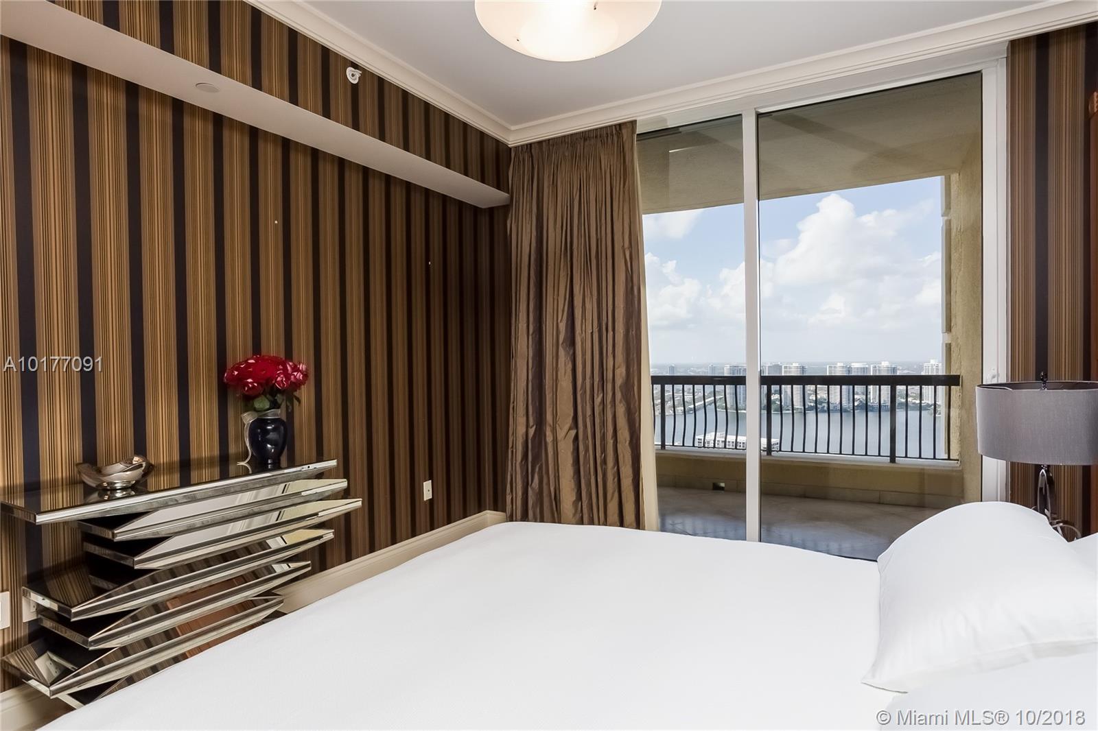 Acqualina - Residential