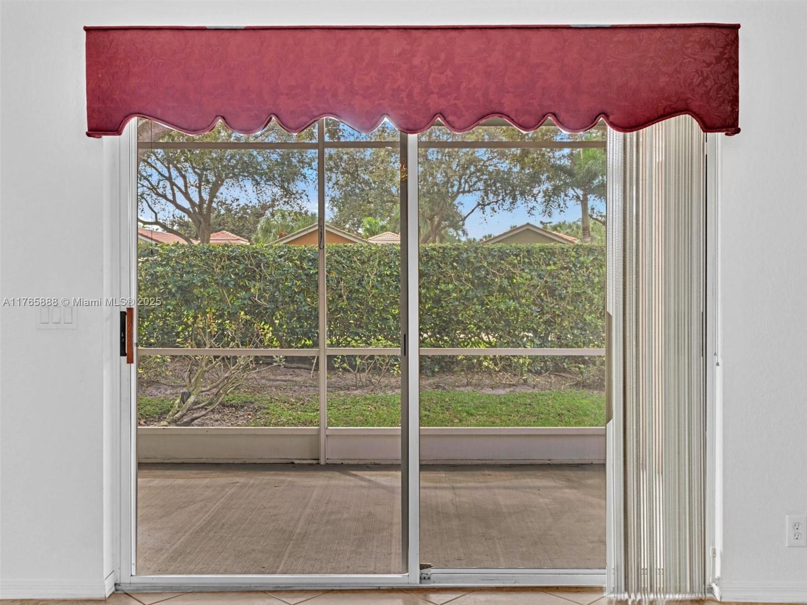 HUNTINGTON WALK 2 - Residential Lease