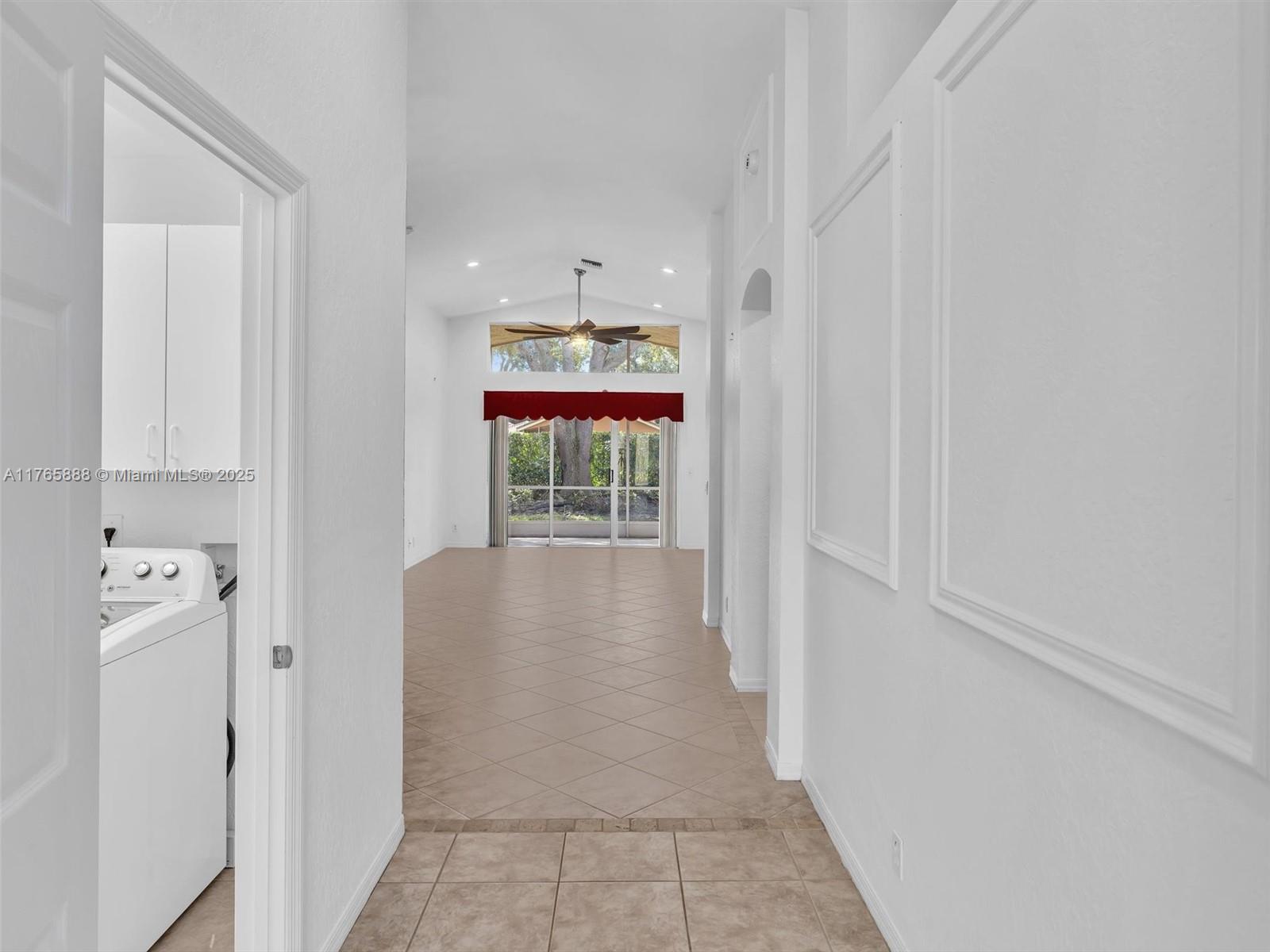 HUNTINGTON WALK 2 - Residential Lease