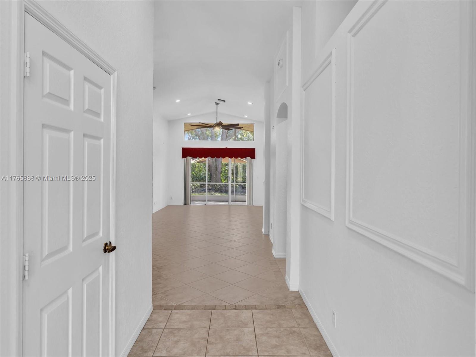 HUNTINGTON WALK 2 - Residential Lease