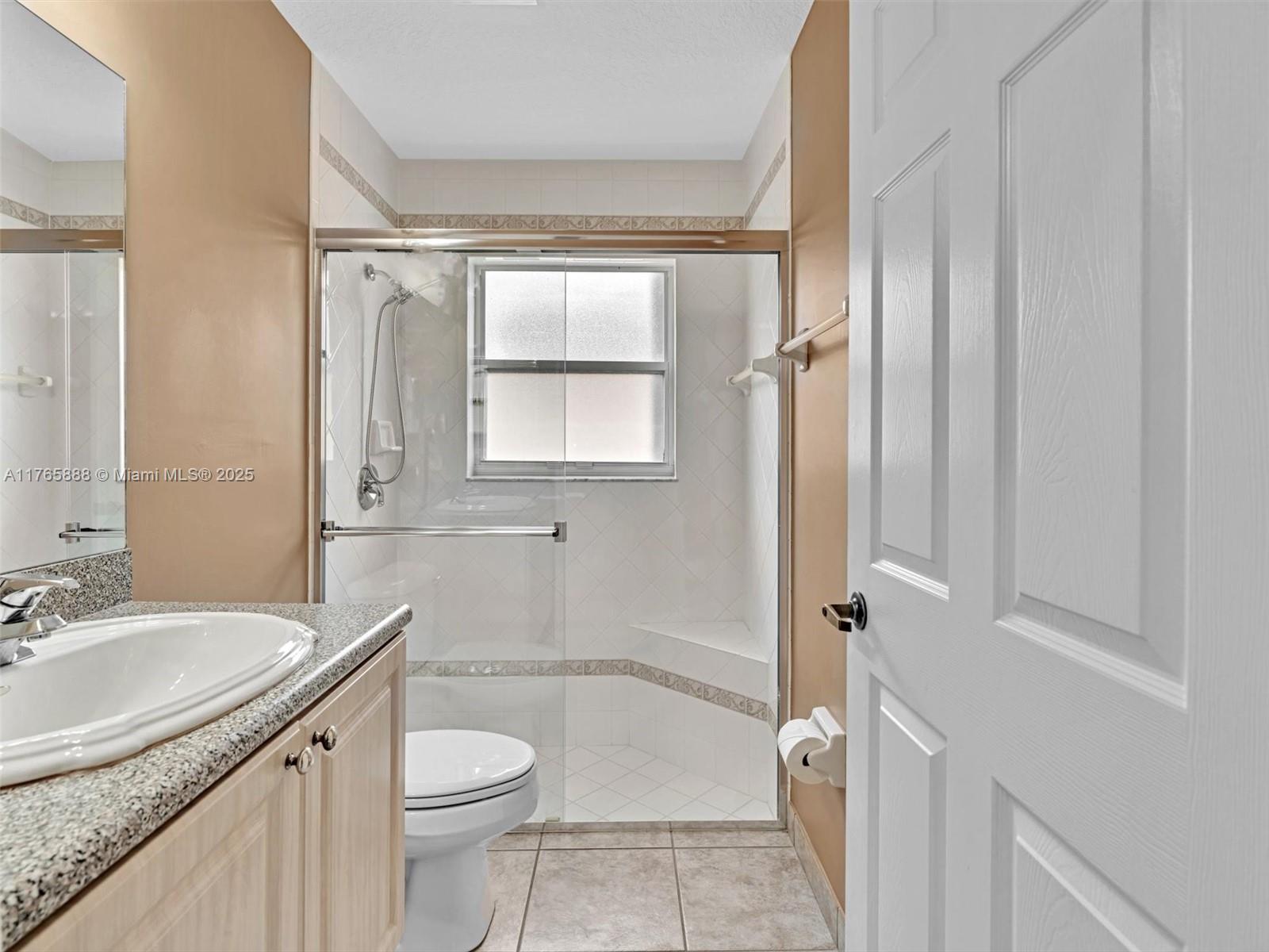 HUNTINGTON WALK 2 - Residential Lease