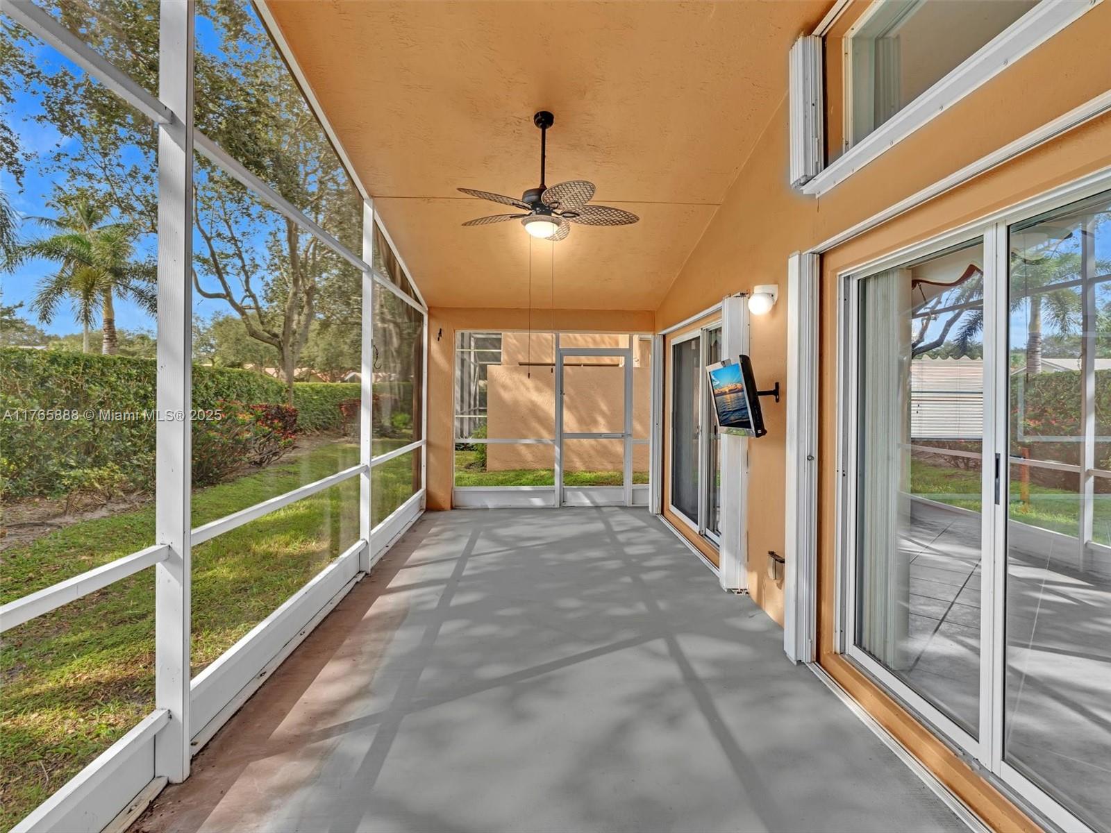 HUNTINGTON WALK 2 - Residential Lease