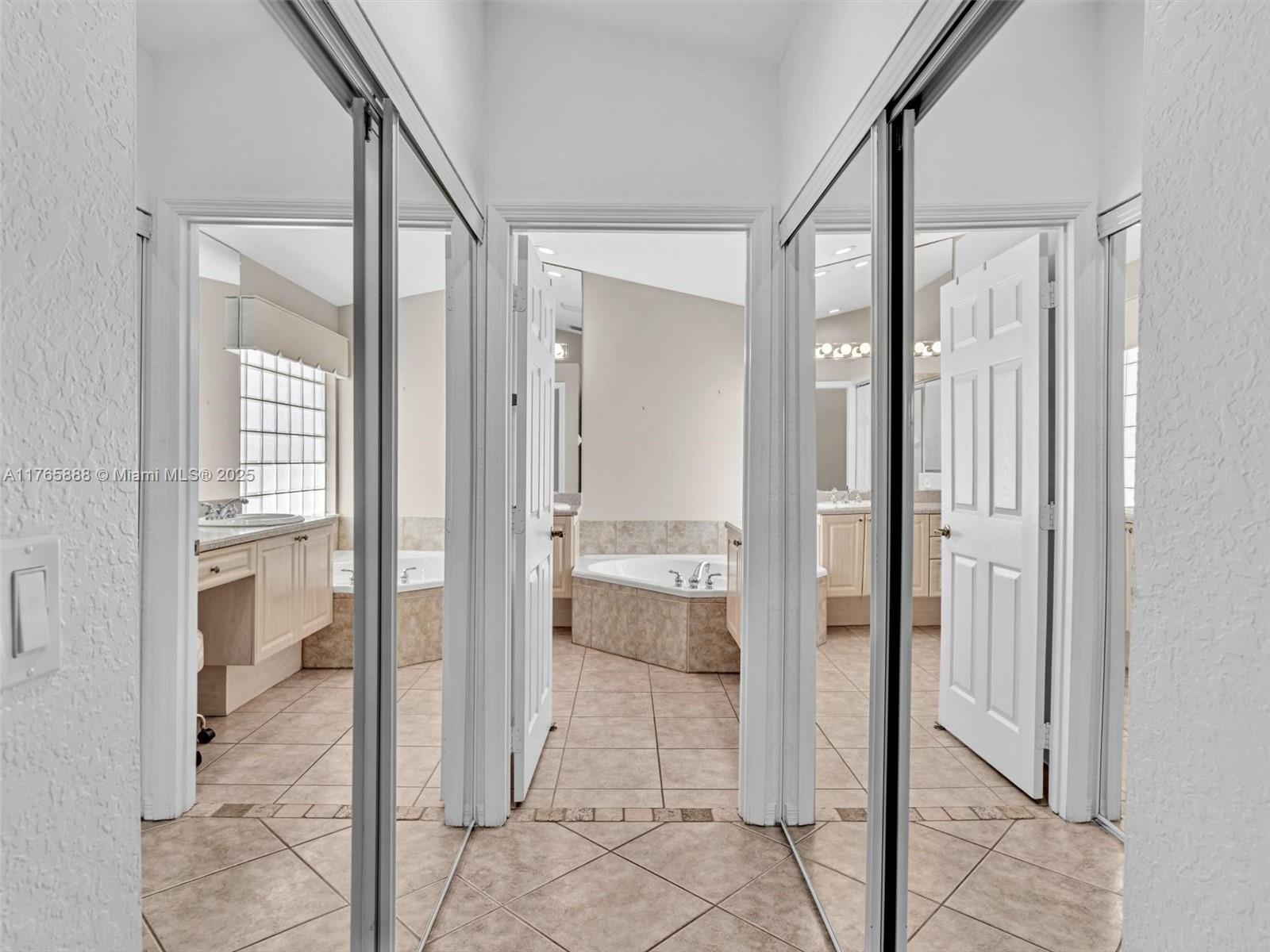 HUNTINGTON WALK 2 - Residential Lease