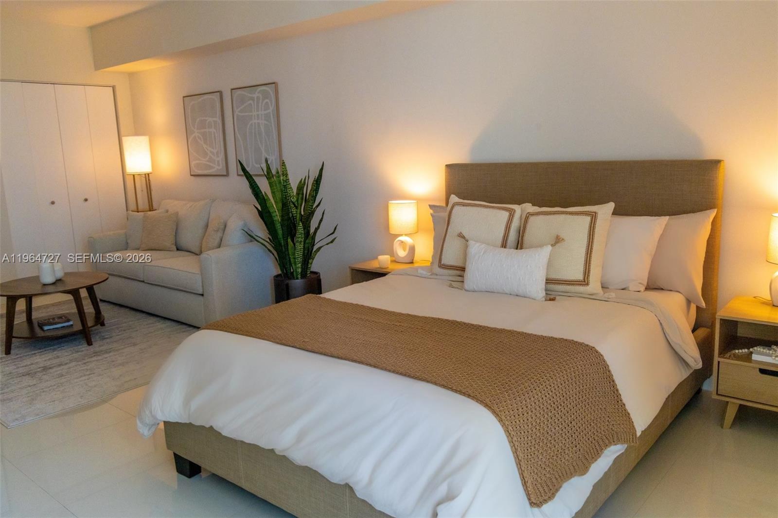 ICONBRICKELL CONDO NO 1 - Residential