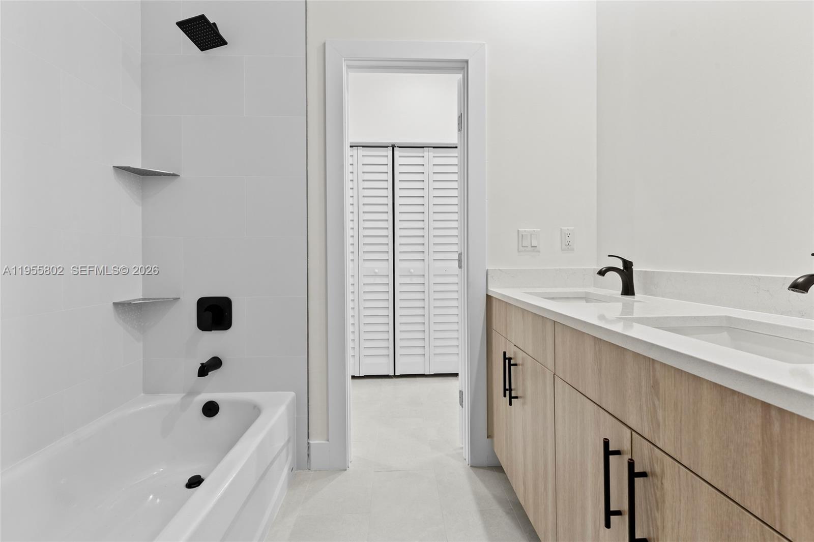 PORT ST LUCIE SECTION 33 - Residential