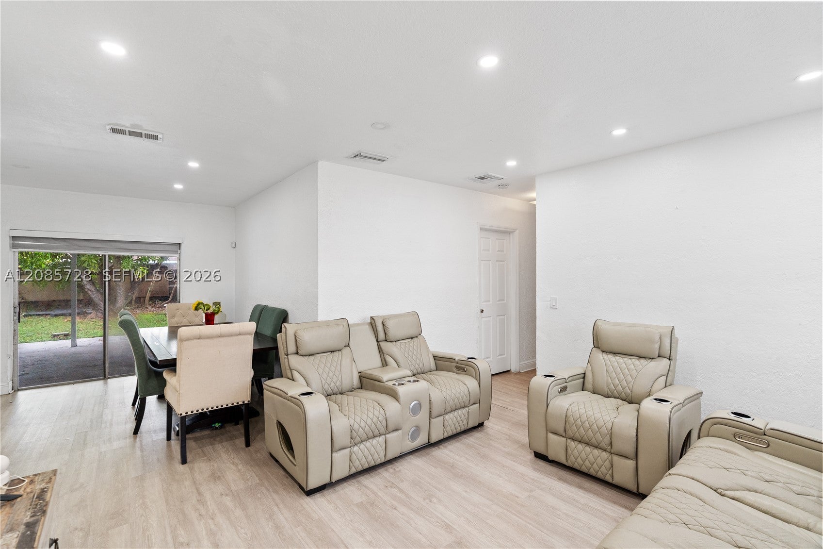 19900 SW 114th Ave, Miami FL 33157
