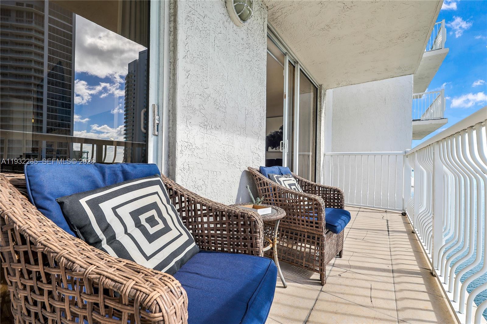 THE CLUB AT BRICKELL BAY - Residential